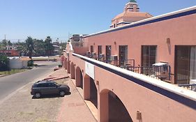 Los Jitos Hotel&Suites